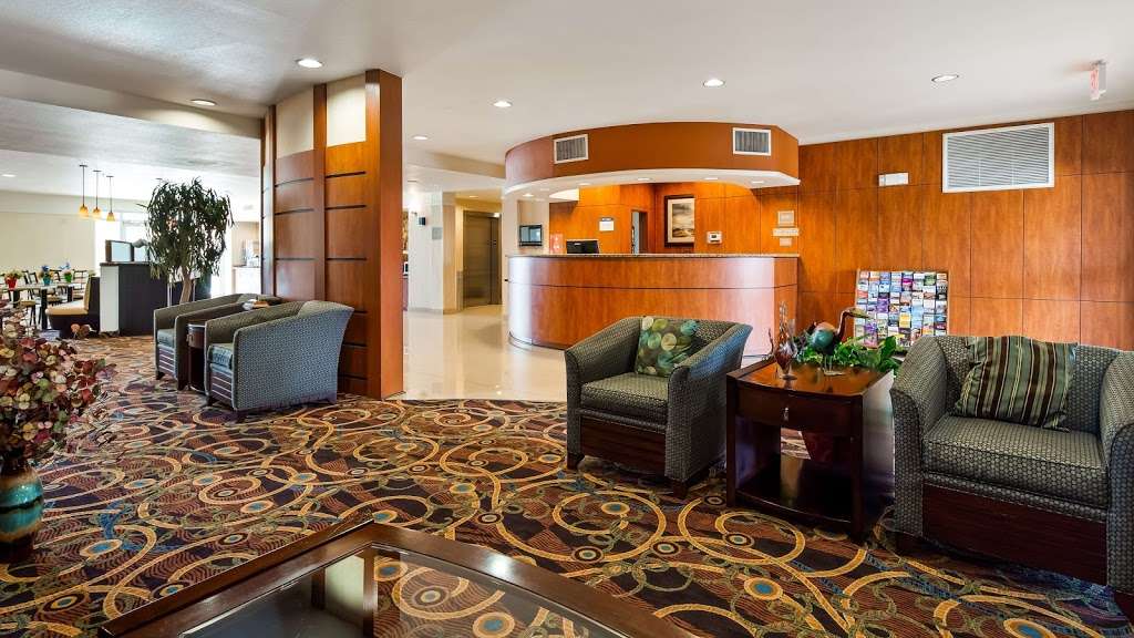 Best Western Plus Seabrook Suites | 5755 Bayport Blvd, Seabrook, TX 77586 | Phone: (281) 291-9090