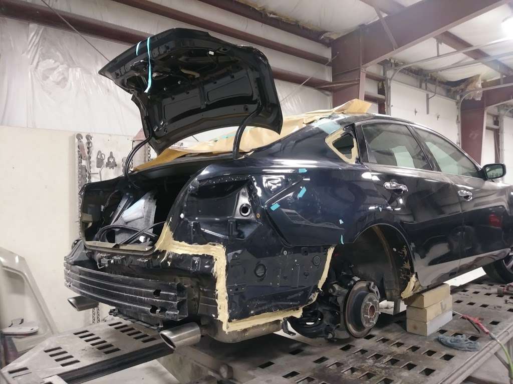 Maaco Collision Repair & Auto Painting | 47 South Trade Center Way, Indianapolis, IN 46229, USA | Phone: (317) 495-9547