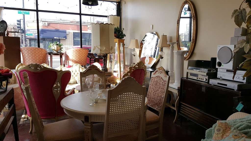 A Lotta Goodstuff Upscale Resale Furniture & More | 501 E 47th St, Chicago, IL 60653, USA | Phone: (708) 724-3997