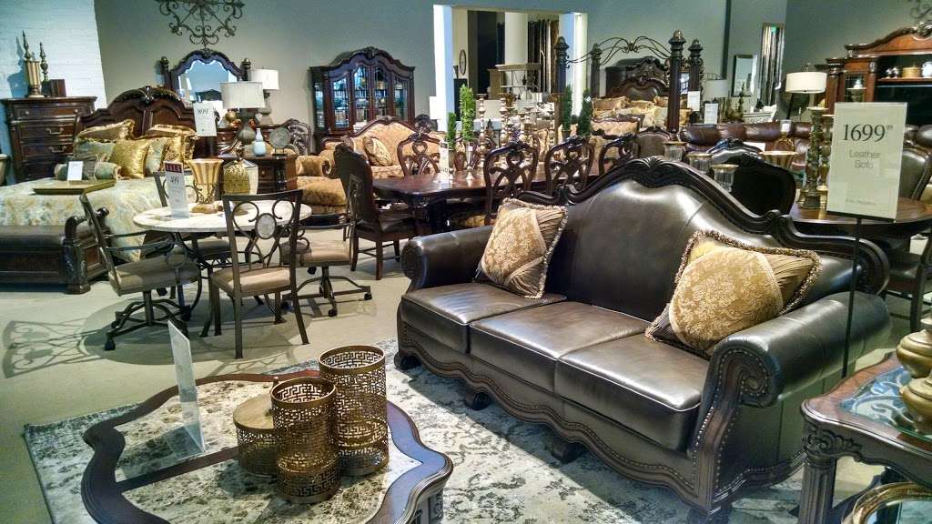 City Furniture Boca Raton | 3350 N, Airport Rd, Boca Raton, FL 33431, USA | Phone: (561) 750-5200