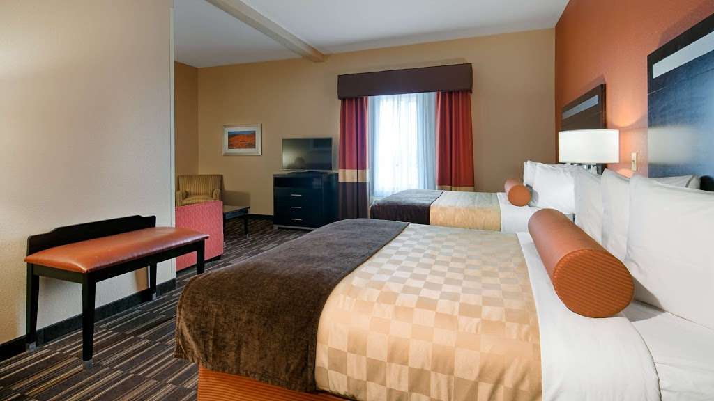 Best Western Plus Desert Poppy Inn | 2038 W Ave I, Lancaster, CA 93536, USA | Phone: (661) 418-0550