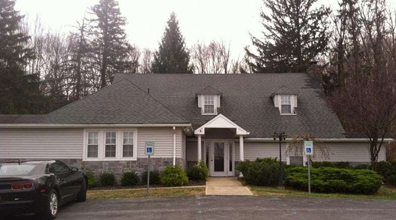 Linda Ross Realty | 6 Park Pl, Chester, NY 10918, United States | Phone: (845) 774-9378