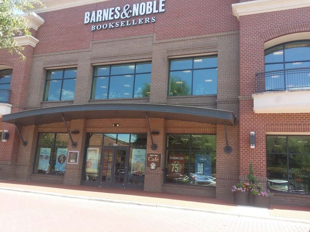 Barnes & Noble | 4020 Sharon Rd, Charlotte, NC 28211, USA | Phone: (704) 364-0626