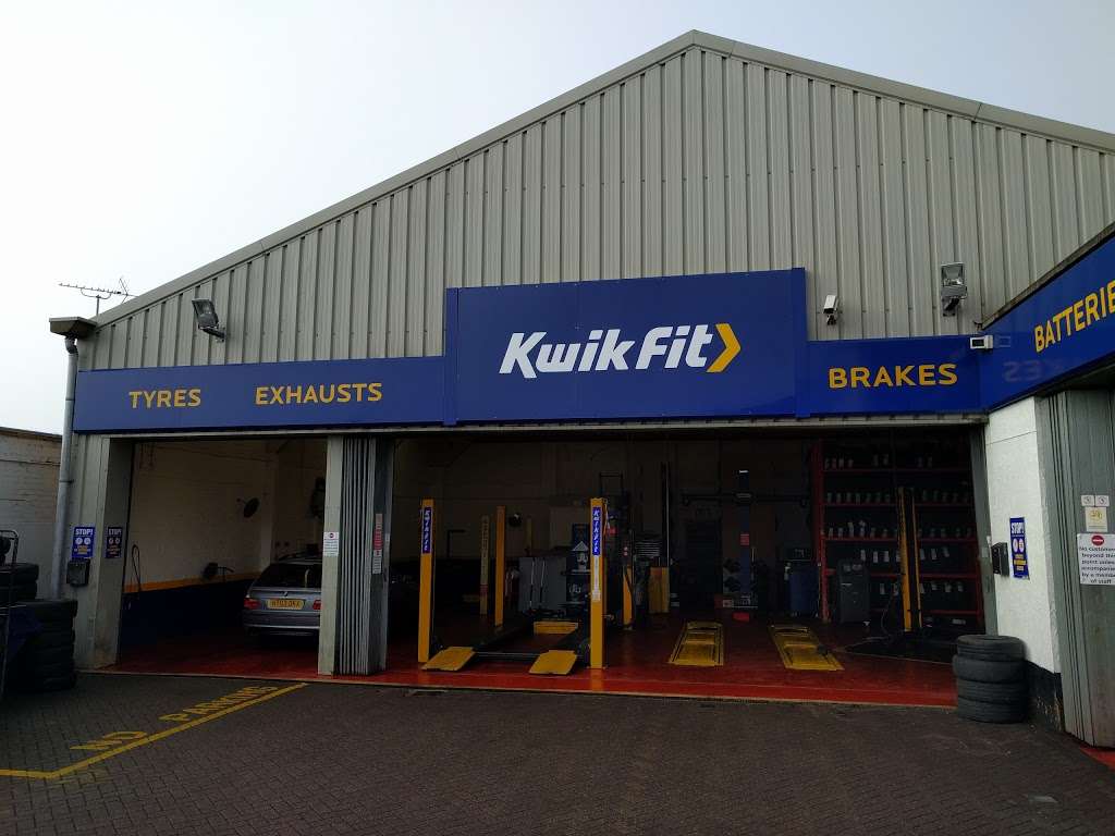 Kwik Fit Potters Bar | 37 Barnet Rd, Potters Bar EN6 2QX, UK | Phone: 01707 649500