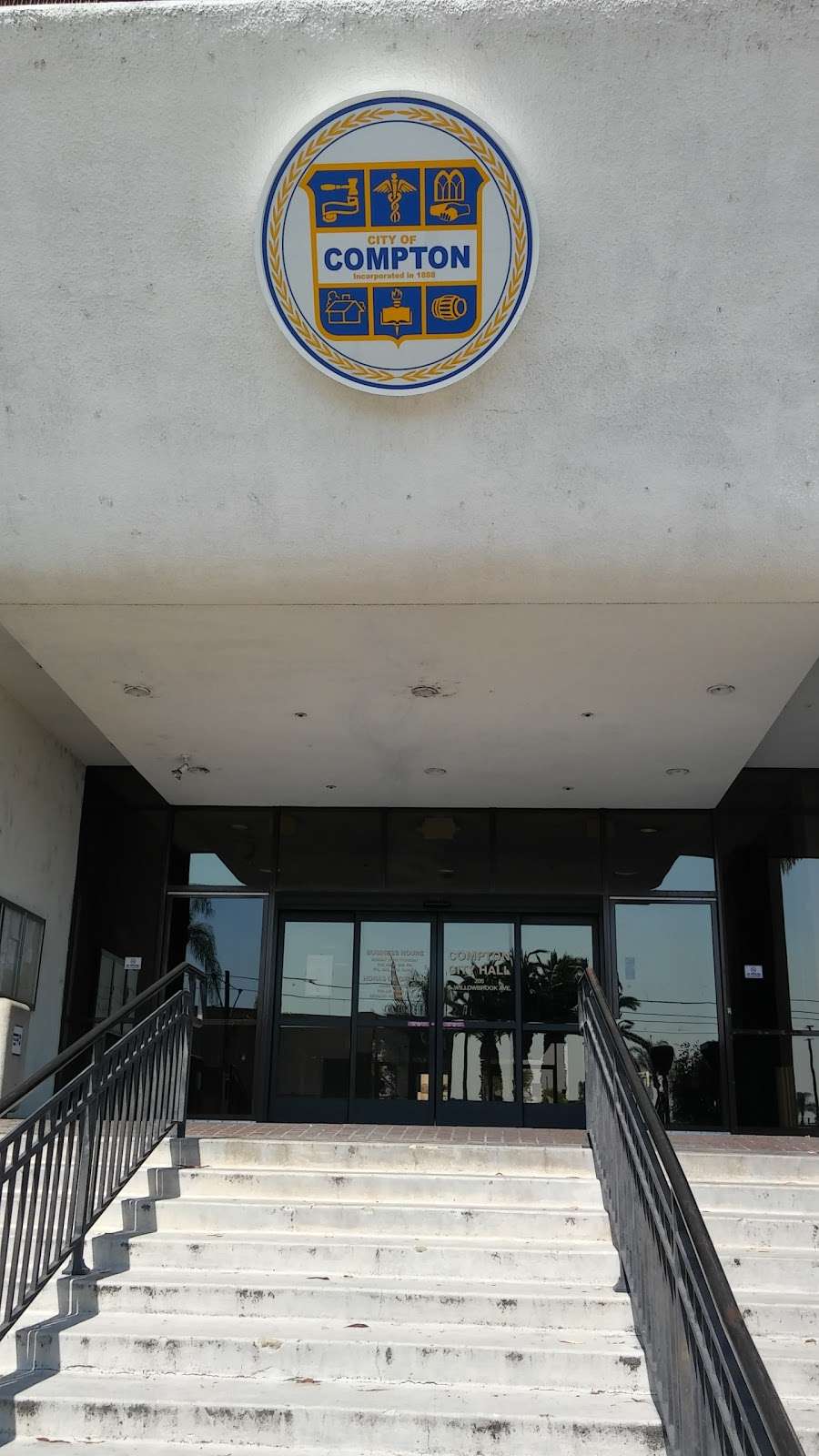 Compton City Hall | 205 S Willowbrook Ave, Compton, CA 90220, USA | Phone: (310) 537-8000