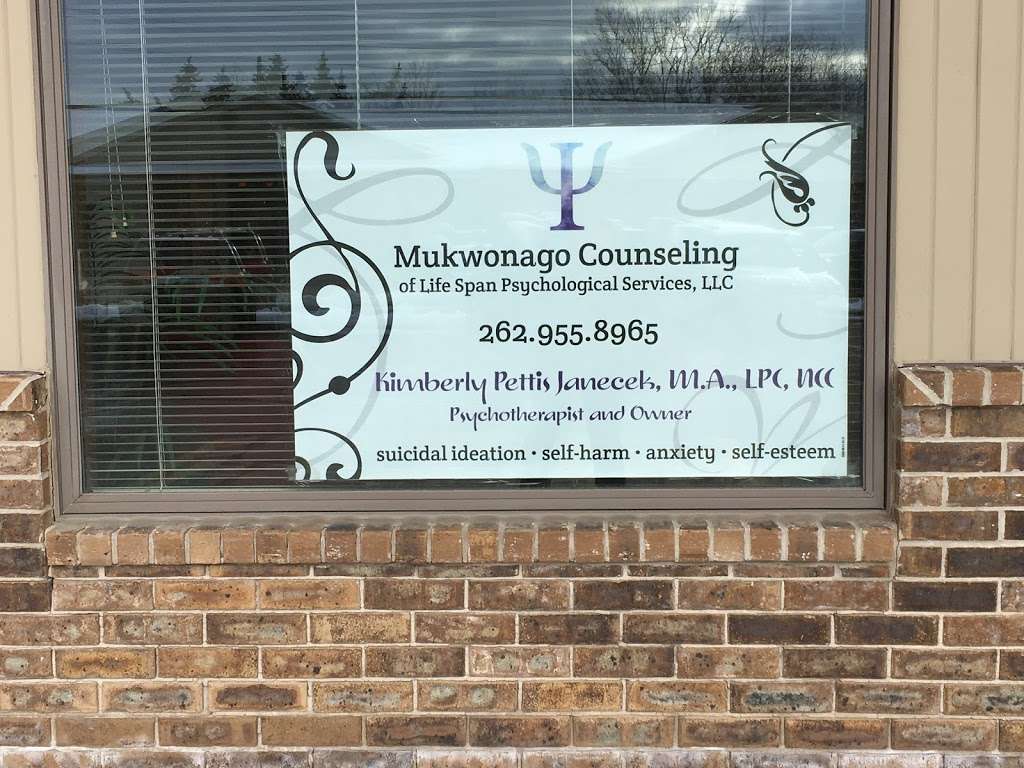 Mukwonago Counseling, LLC | 555 Bayview Rd Suite #4, Mukwonago, WI 53149, USA | Phone: (262) 955-8965