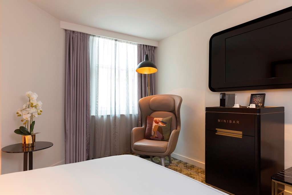 Park Plaza Sherlock Holmes London | 83 Chiltern St, Marylebone, London W1U 6NF, UK | Phone: 0333 400 6136