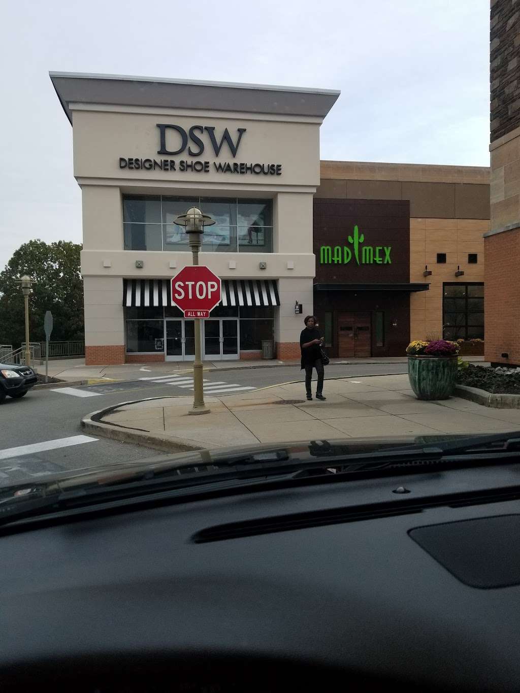 DSW Designer Shoe Warehouse | 80 E Wynnewood Rd, Wynnewood, PA 19096, USA | Phone: (484) 297-7930