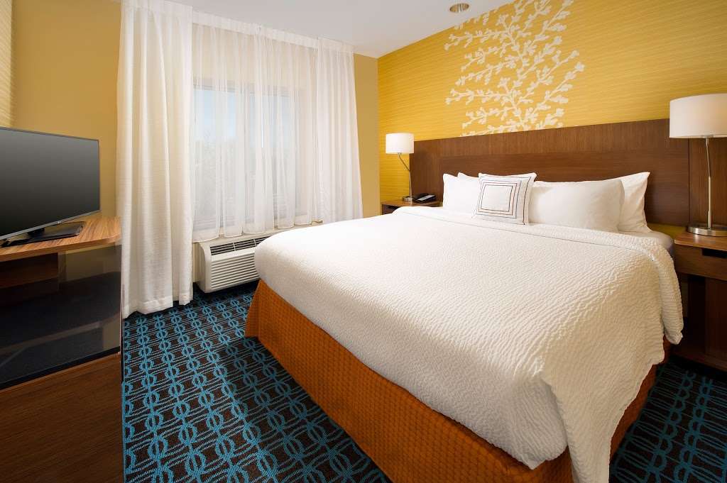 Fairfield Inn & Suites by Marriott Arundel Mills BWI Airport | 7539 Teague Rd, Hanover, MD 21076, USA | Phone: (410) 694-9500