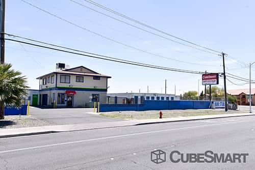 CubeSmart Self Storage | 3360 Las Vegas Blvd N, Las Vegas, NV 89115, USA | Phone: (702) 644-1101