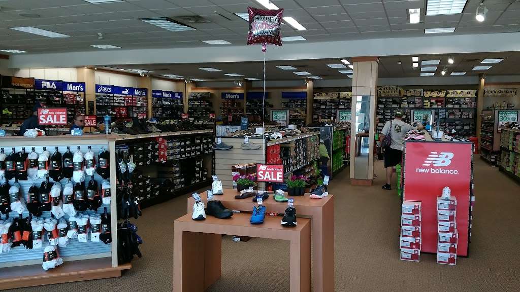 Shoe Sensation | Kroger Plaza, 1609 E Michigan Rd, Shelbyville, IN 46176, USA | Phone: (317) 421-1601