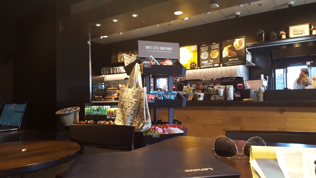 Starbucks | 5642 Allen Way #100, Castle Rock, CO 80108, USA | Phone: (303) 660-0774