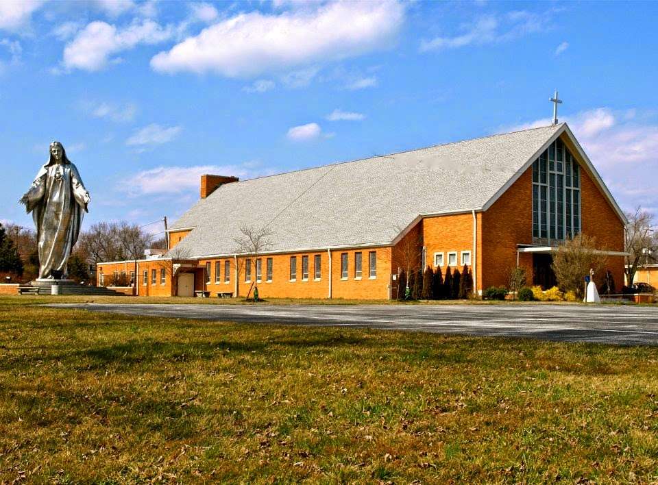Holy Spirit Catholic Church | 12 Winder Rd, New Castle, DE 19720, USA | Phone: (302) 658-1069