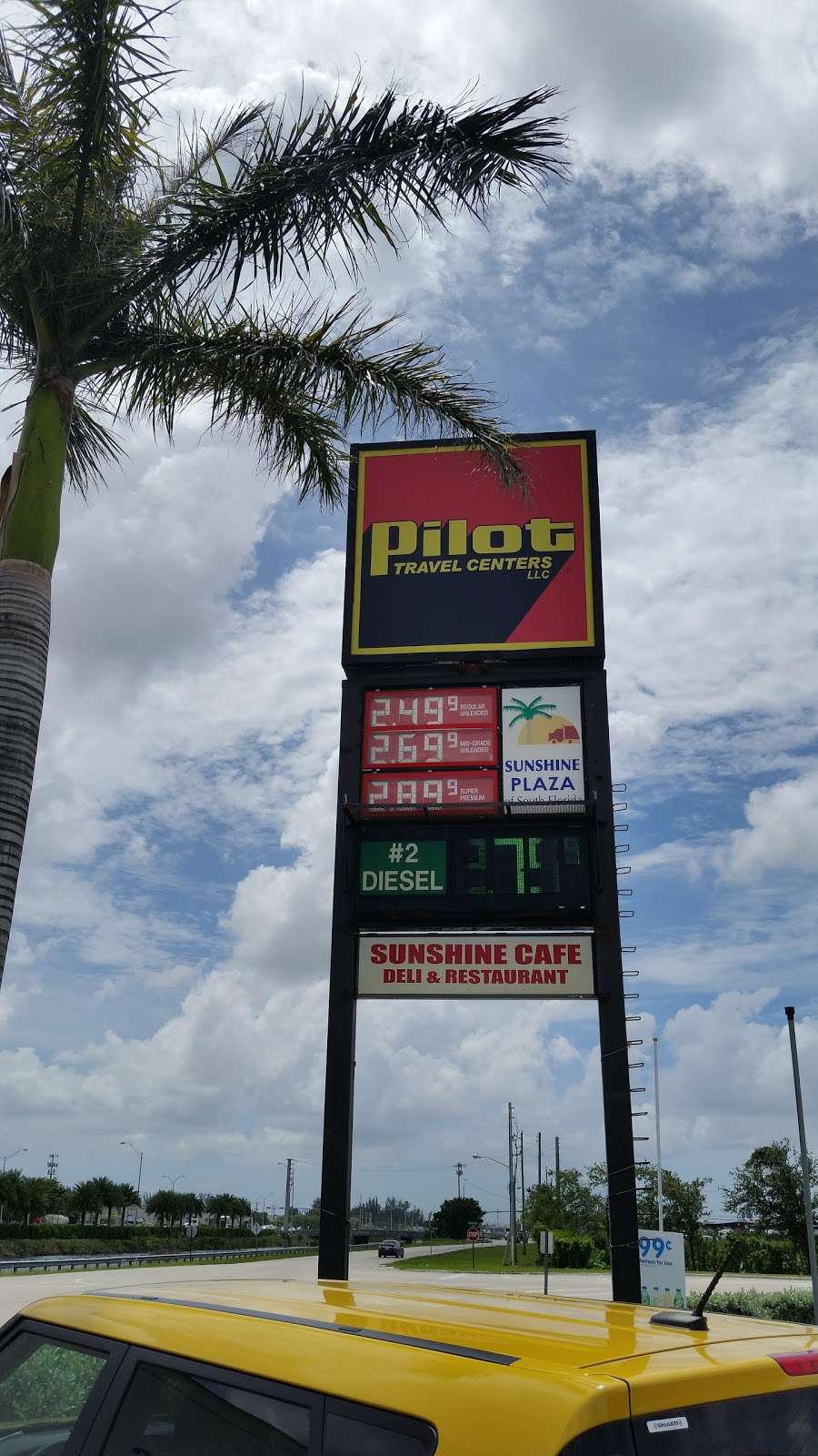 Sunshine Plaza South Florida | 12200 NW South River Dr, Medley, FL 33178 | Phone: (305) 883-1004