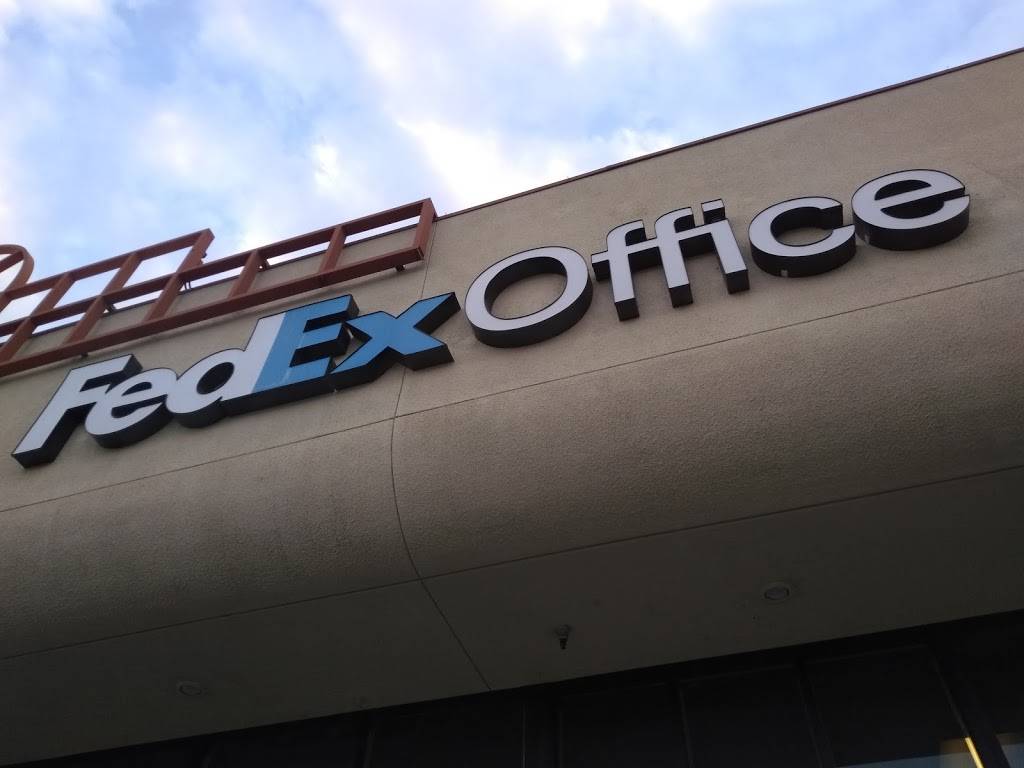 FedEx Office Print & Ship Center | 1440 S E St Suite B, San Bernardino, CA 92408, USA | Phone: (909) 381-6282