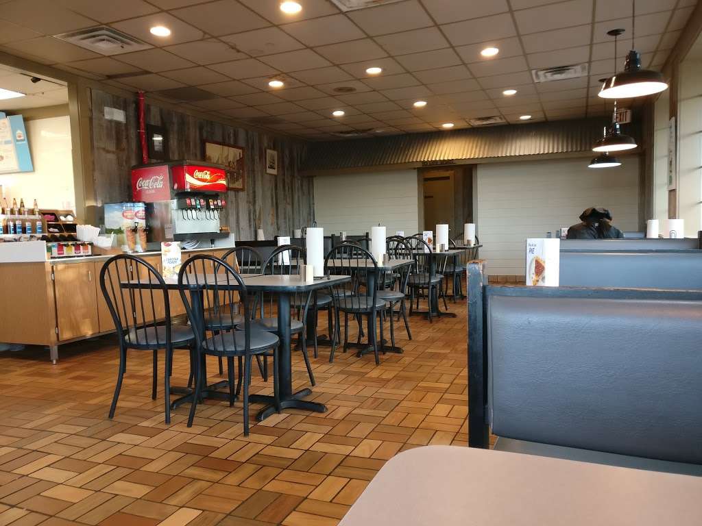 Captain Ds | 5805 Main St, Grandview, MO 64030, USA | Phone: (816) 761-1499