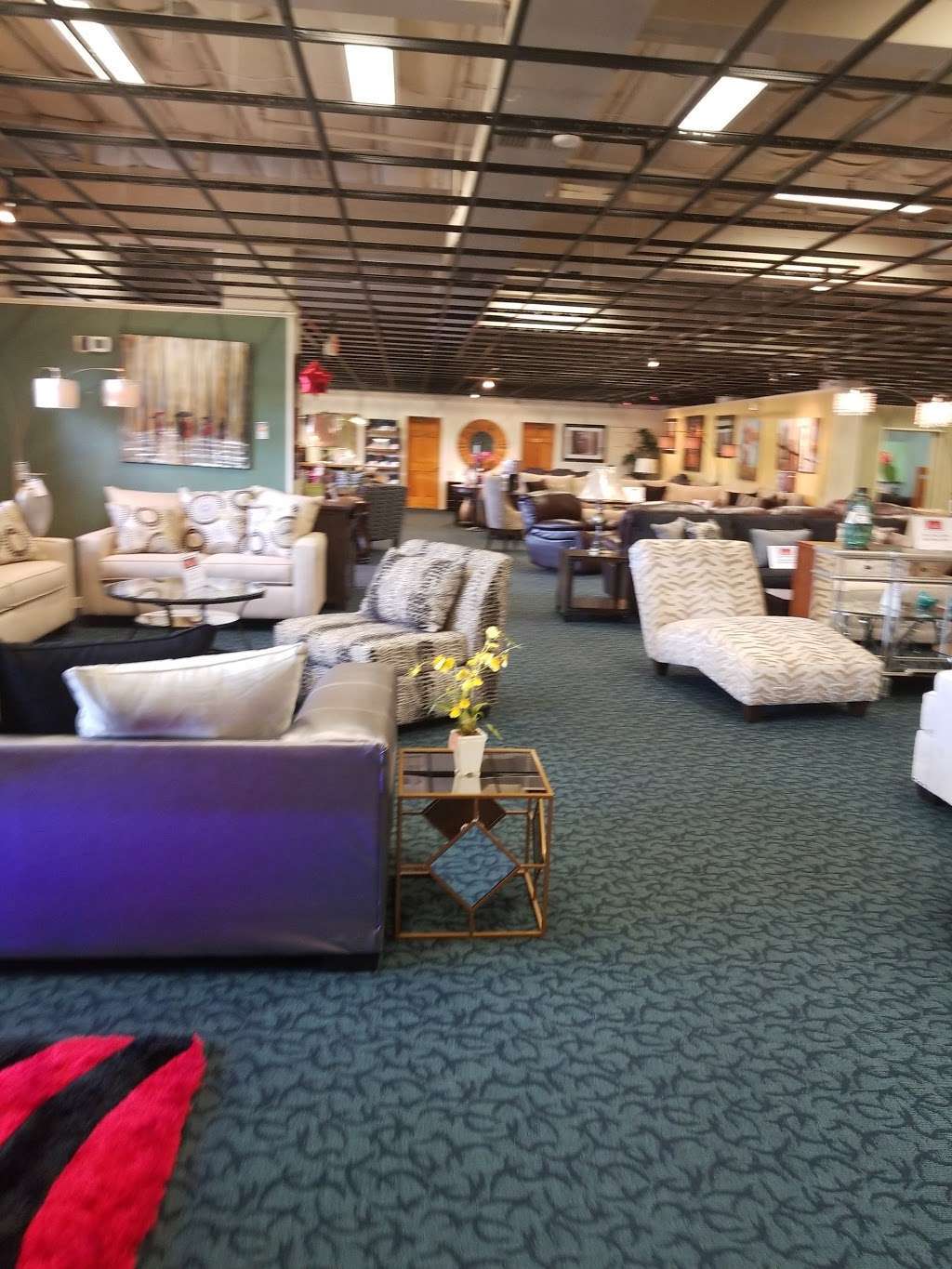 Urban Furniture Outlet | 166 S Dupont Hwy, New Castle, DE 19720 | Phone: (302) 328-1040