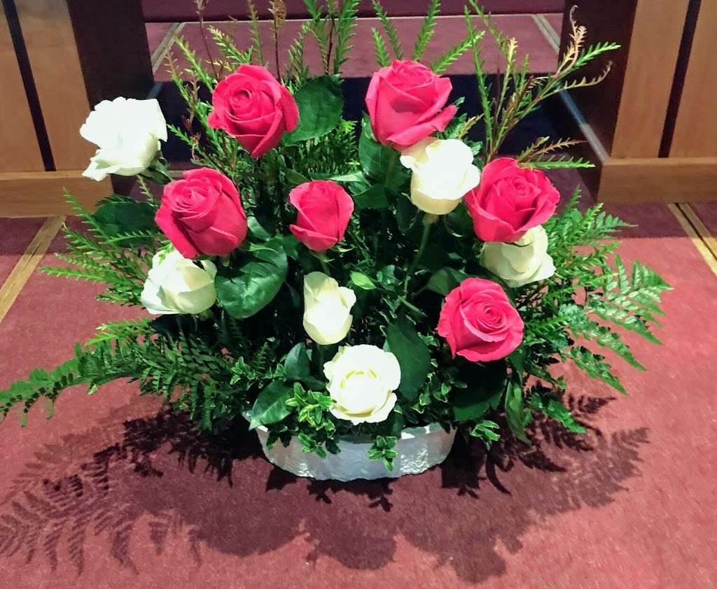 Its Just for You Flower Delivery | 17923 Forest Cedars Dr, Houston, TX 77084, USA | Phone: (281) 543-2409