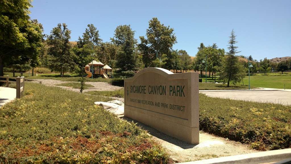 Sycamore Canyon Park | 502 S Martha Morrison Dr, Simi Valley, CA 93065, USA | Phone: (805) 584-4400