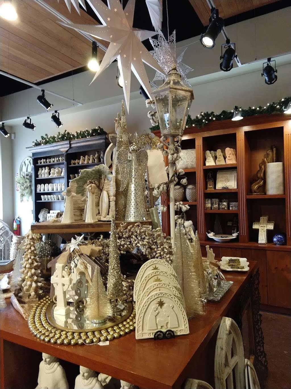 Brookwood Gift & Garden Center | 1752 Farm to Market 1489, Brookshire, TX 77423 | Phone: (281) 375-2149