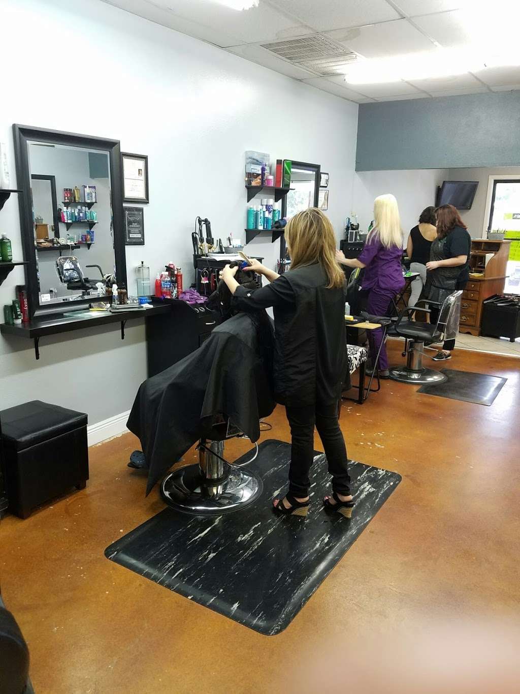 G&G Hair Affair | 1775 Encino Rio, San Antonio, TX 78259, USA | Phone: (210) 499-4247