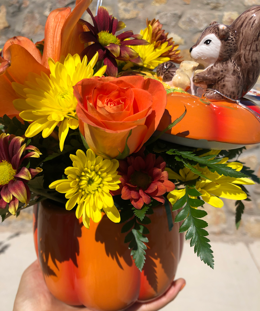 CasaBlanca Flowers & Gifts | 10000 N Loop Dr #2, Socorro, TX 79927, USA | Phone: (915) 860-7331