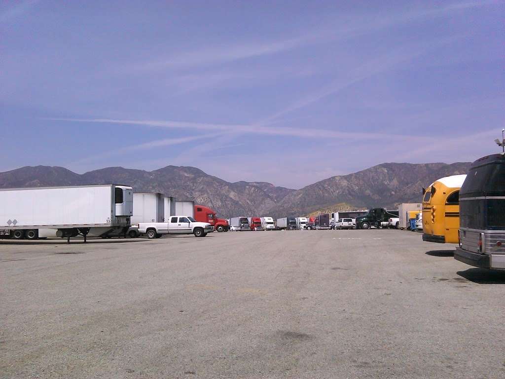 Desmonds Truck Storage | 12000 Paxton St, Lake View Terrace, CA 91342, USA | Phone: (818) 847-9590