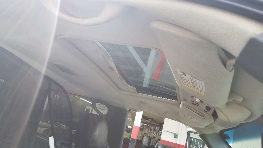 Gils Custom Upholstery | 3406 E Commerce St, San Antonio, TX 78220, USA | Phone: (210) 222-2972