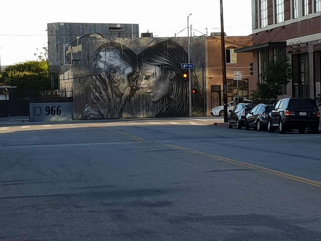 Art District Dog Park | 1004 E 4th St, Los Angeles, CA 90013, USA | Phone: (213) 924-1621