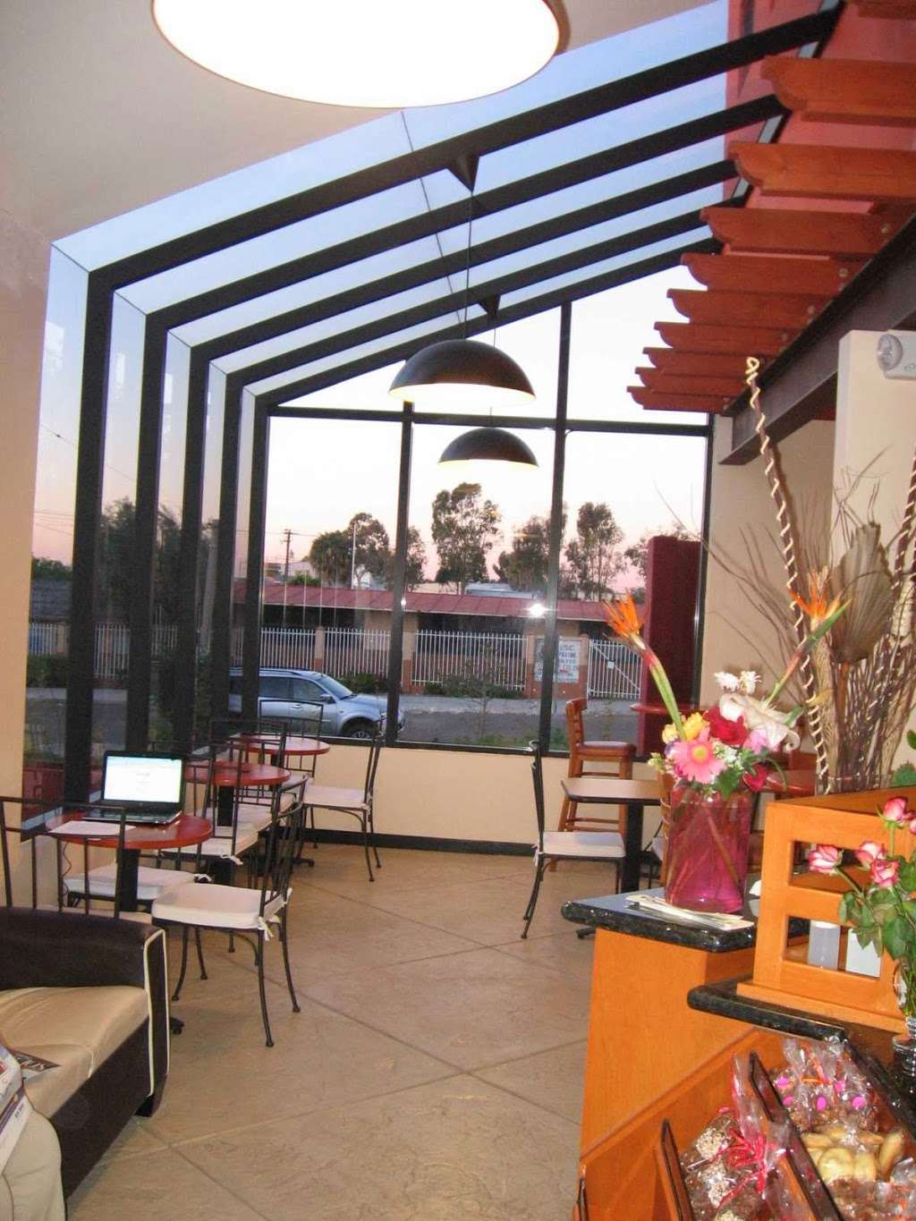 Café Zone | Del Granito 1010, Playas, Jardines Playas de Tijuana, Tijuana, B.C., Mexico | Phone: 664 609 6226