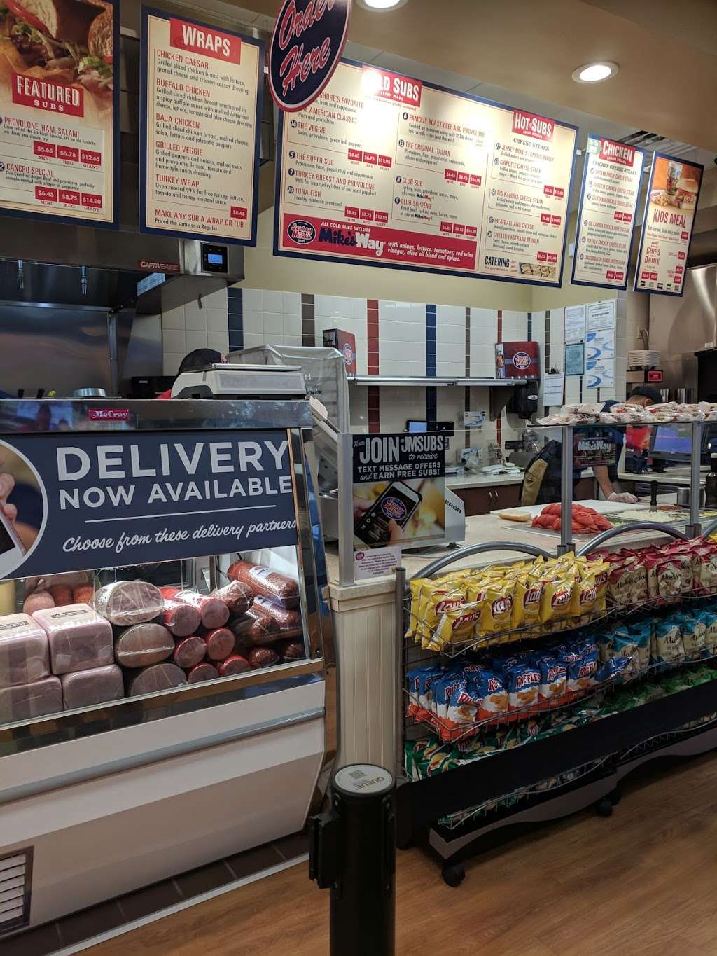 Jersey Mikes Subs | 200 Mill Creek Dr, Secaucus, NJ 07094, USA | Phone: (201) 293-8493