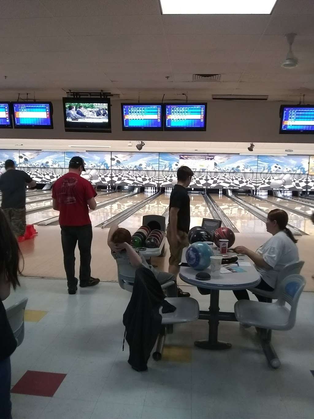 Walnut Hill Bowl | 1666 Diamond Hill Road, Woonsocket, RI 02895, USA | Phone: (401) 762-9300