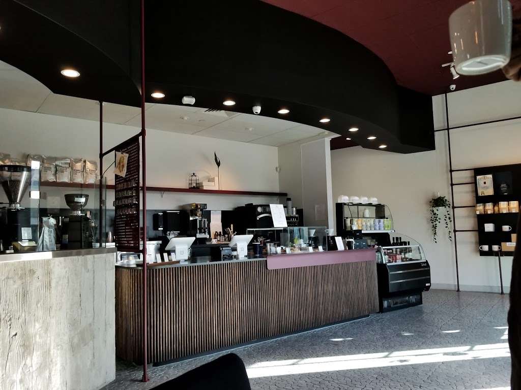 Reborn Coffee | 3747 Foothill Blvd, Glendale, CA 91214 | Phone: (747) 255-7190