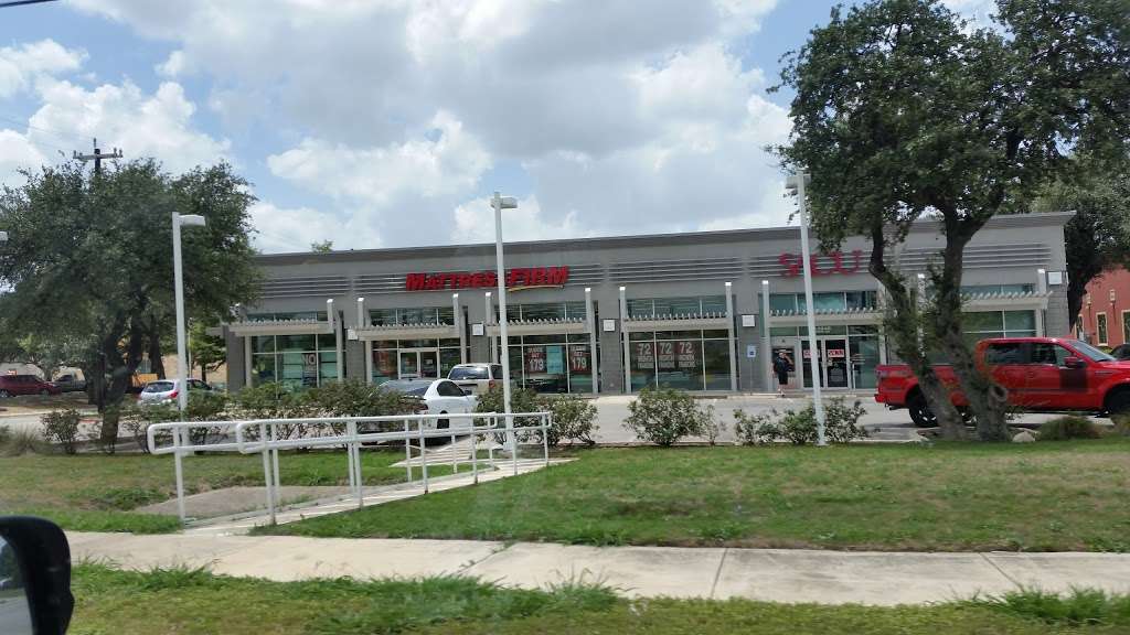 Mattress Firm Huebner | 11745 Interstate 10 W, Ste 790, San Antonio, TX 78230, USA | Phone: (210) 699-0111