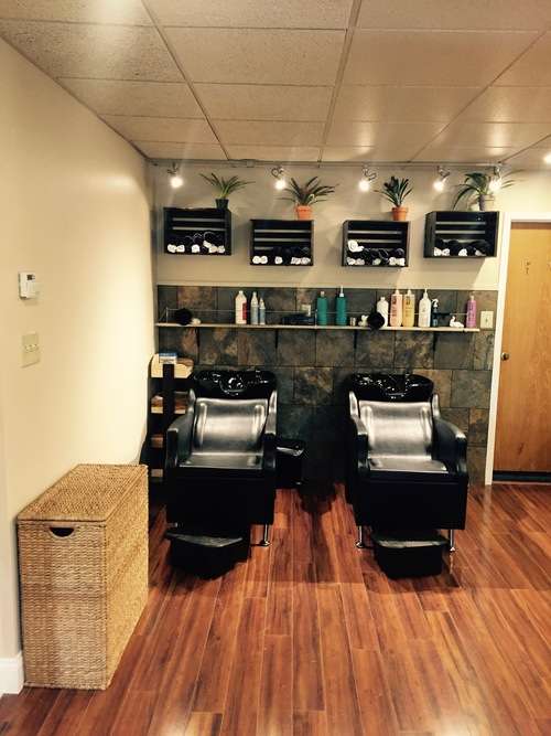 Revo Hair and Skin Bar | 1093 Dekalb Pike, Blue Bell, PA 19422, USA | Phone: (484) 681-4272