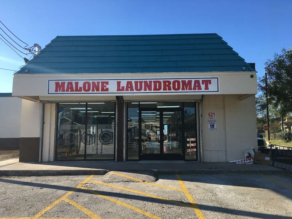 Malone Laundromat | 621 W Malone Ave, San Antonio, TX 78225 | Phone: (210) 531-0520