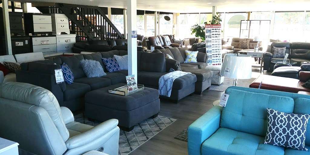 Orlando Furniture Exchange | 3053 W State Rd 426 #111, Oviedo, FL 32765 | Phone: (407) 289-3939