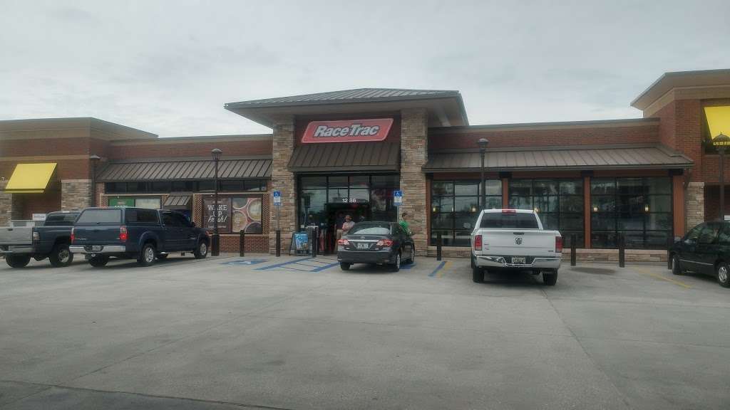 RaceTrac | 1286 E International Speedway Blvd, DeLand, FL 32724, USA | Phone: (386) 740-2404