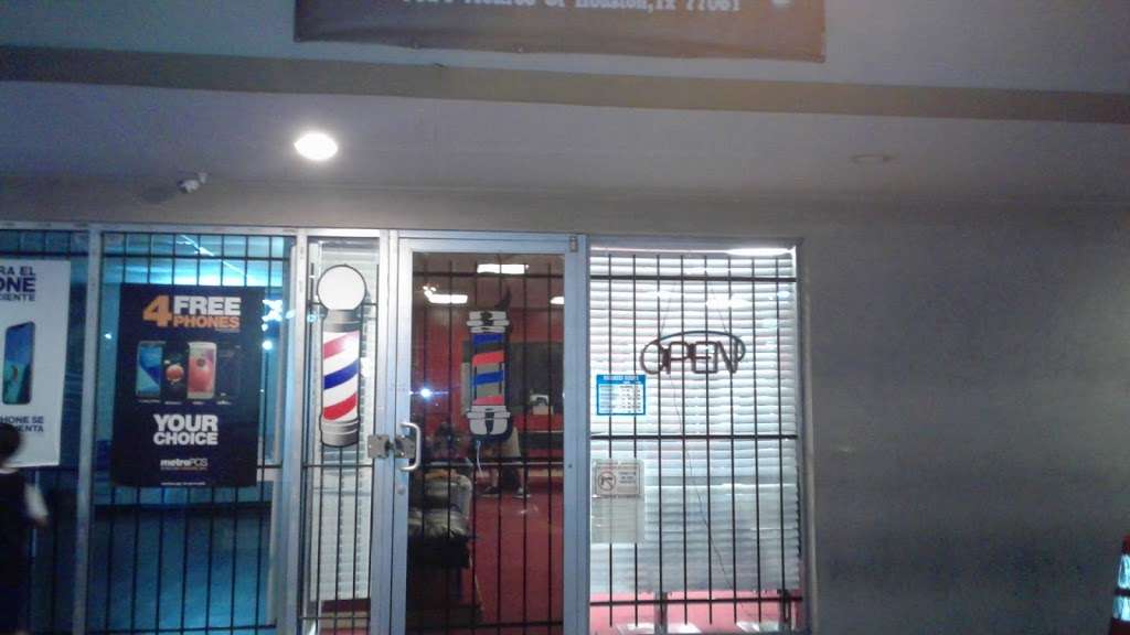 La Fama Barbershop | 7024 Monroe Blvd, Houston, TX 77061, USA | Phone: (346) 779-2640