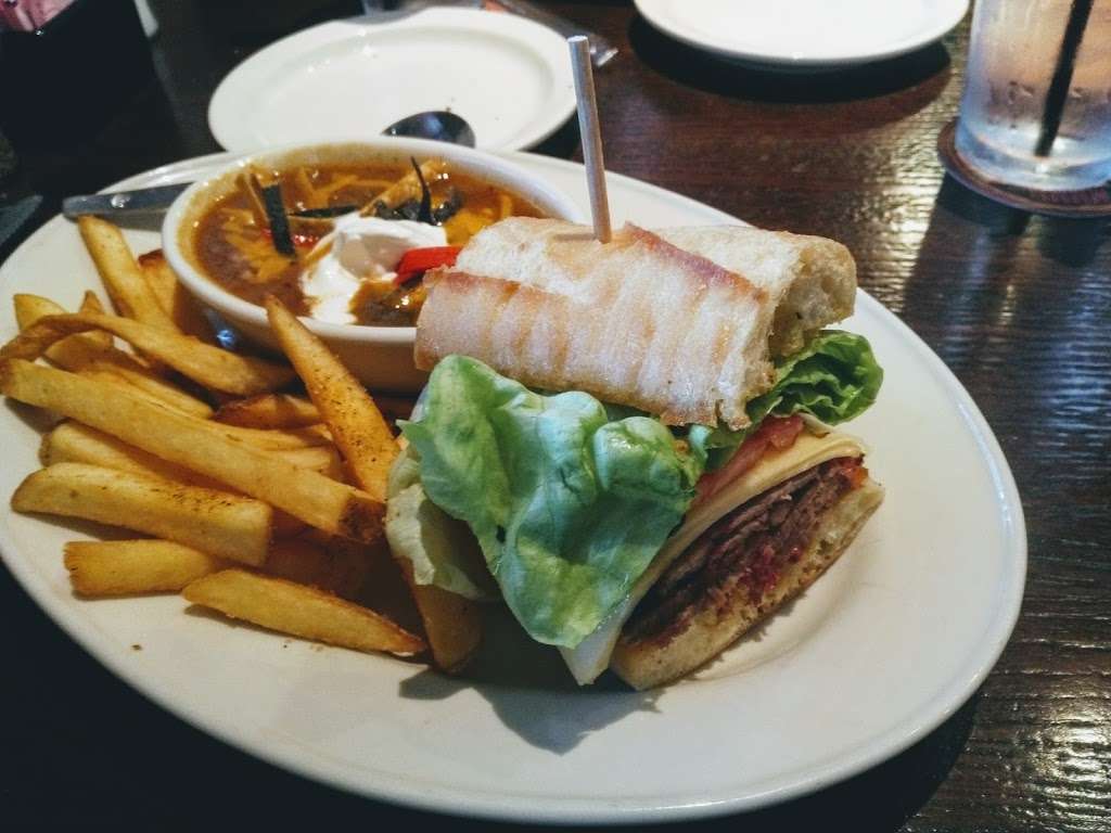 54th Street Restaurant & Drafthouse | 17122 IH 10 W, San Antonio, TX 78257, USA | Phone: (210) 690-5424