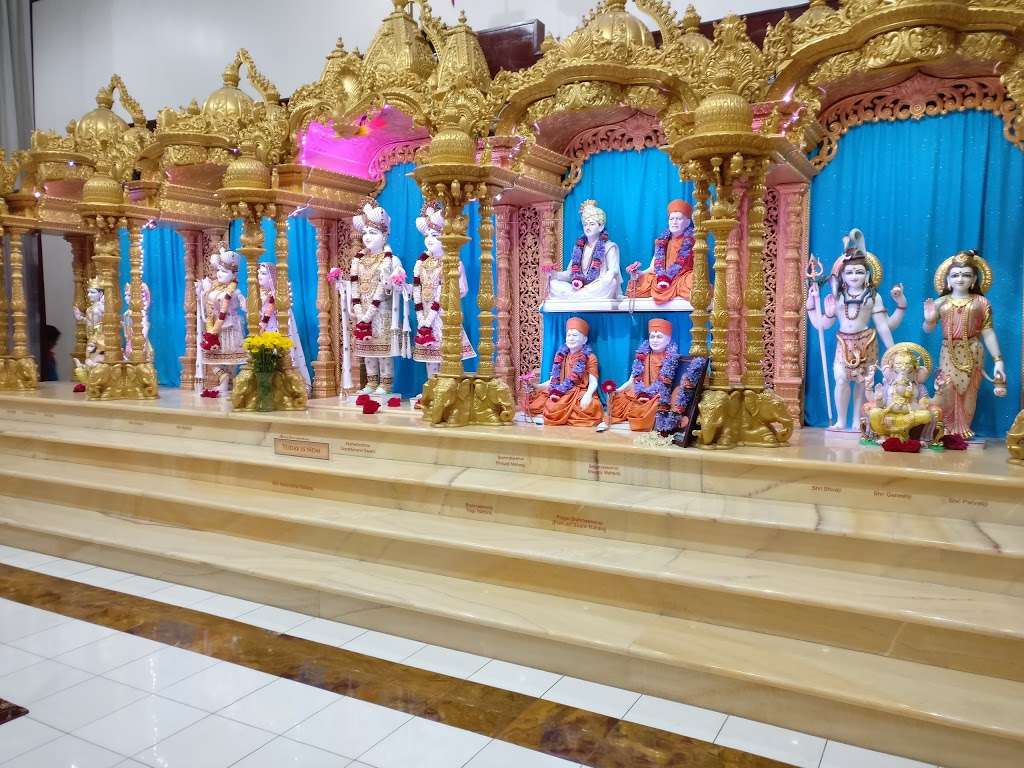 BAPS Shri Swaminarayan Mandir | 1430 California Cir, Milpitas, CA 95035, USA | Phone: (408) 263-2277