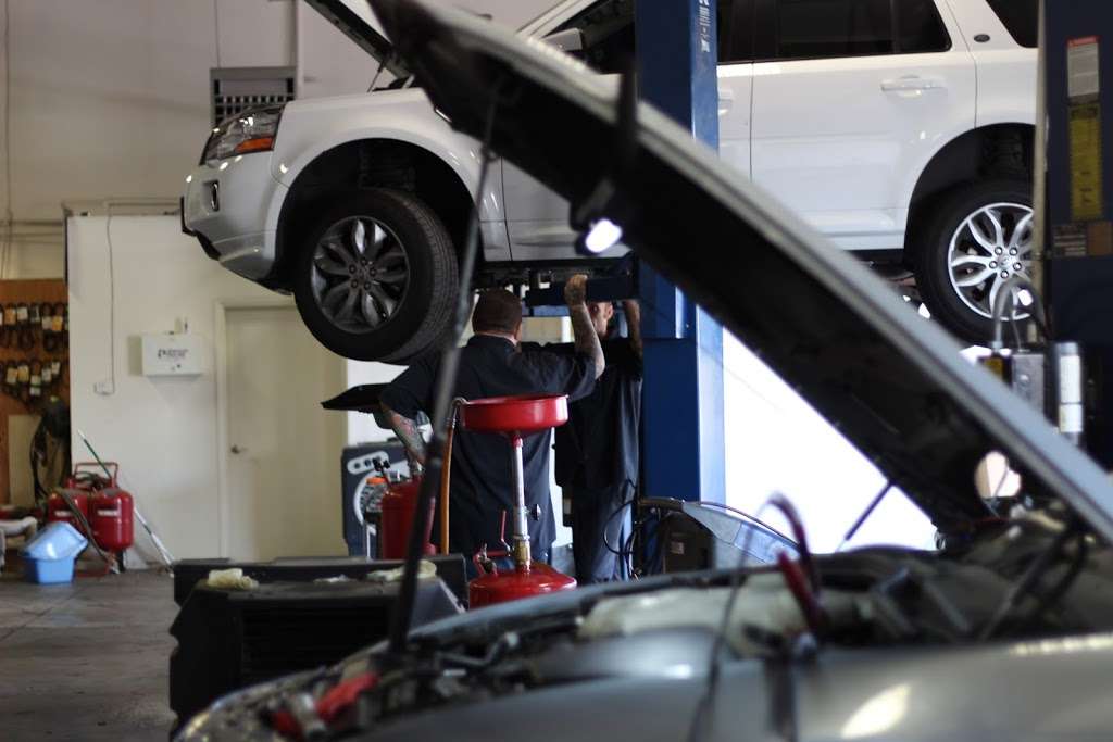 DreamCars European Auto Repair | 12972 Hesperia Rd, Victorville, CA 92395, USA | Phone: (760) 241-8400