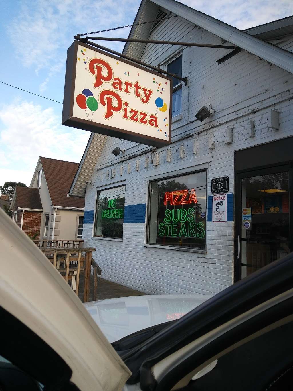 Party Pizza | 212 Boxwood Rd, Wilmington, DE 19804, USA | Phone: (302) 994-9000