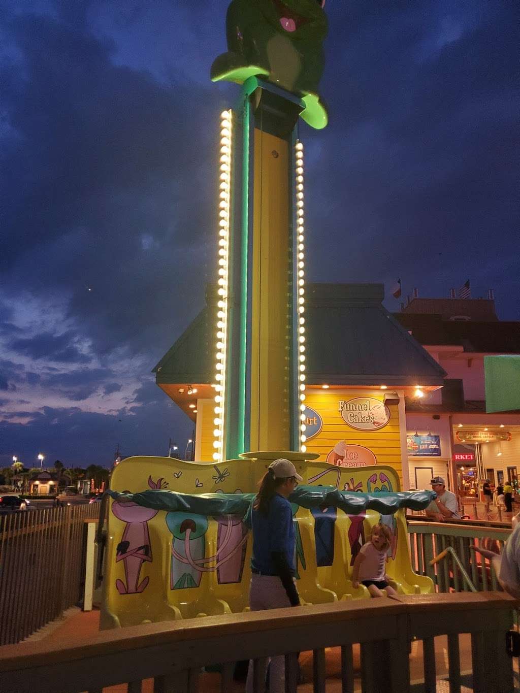 Pleasure pier | 2501 Seawall Blvd, Galveston, TX 77550, USA | Phone: (855) 789-7437