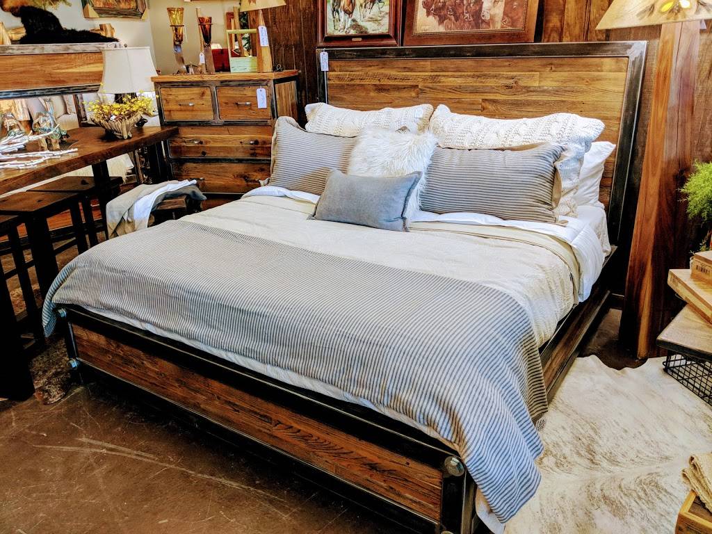 Wild Woods Rustic Furniture & Decor | 13802 S Union Pl, Glenpool, OK 74033, USA | Phone: (918) 321-2646