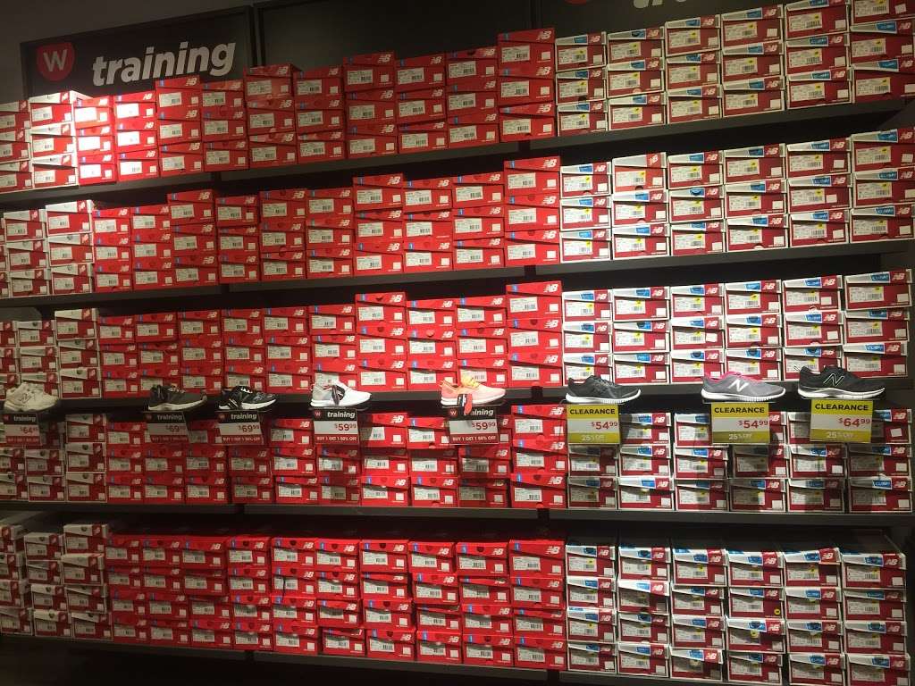 New Balance Factory Store Merrimack | 80 Premium Outlets Blvd Suite 301, Merrimack, NH 03054, USA | Phone: (603) 424-7238