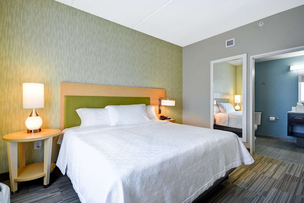 Home2 Suites by Hilton Charles Town | 70 Jefferson Crossing Way, Charles Town, WV 25414, USA | Phone: (304) 725-5500