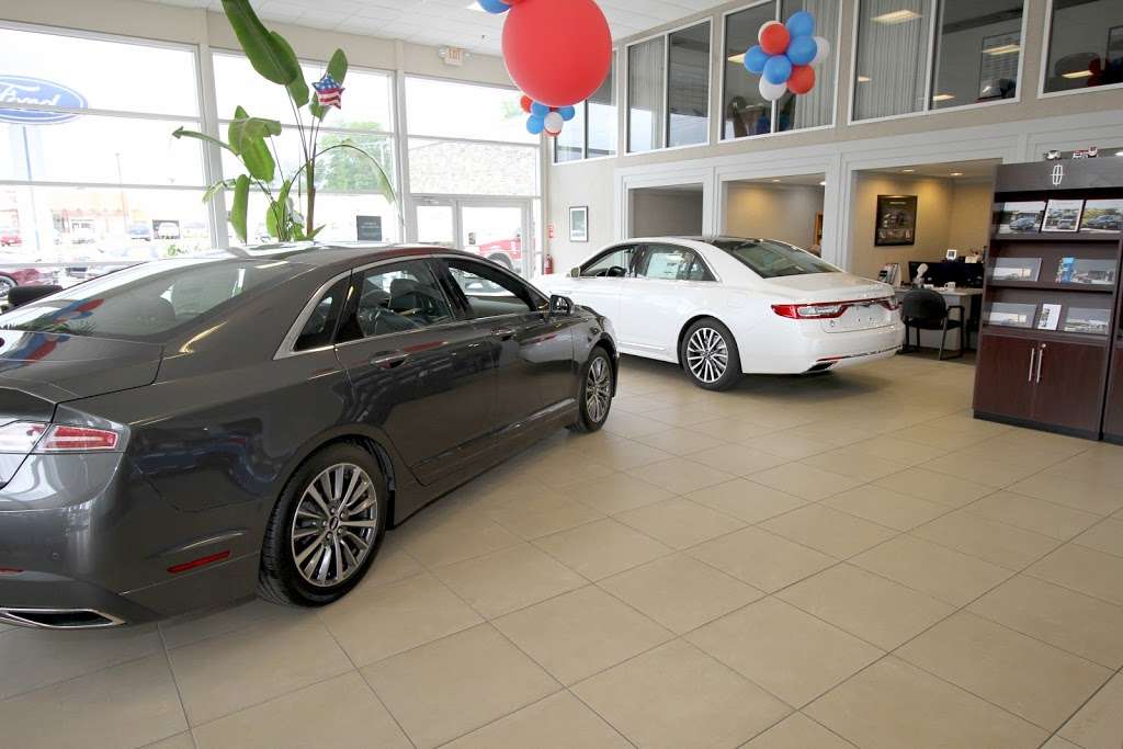 Apple Ford Lincoln of York | 1801 Whiteford Rd, York, PA 17402, USA | Phone: (717) 876-6271