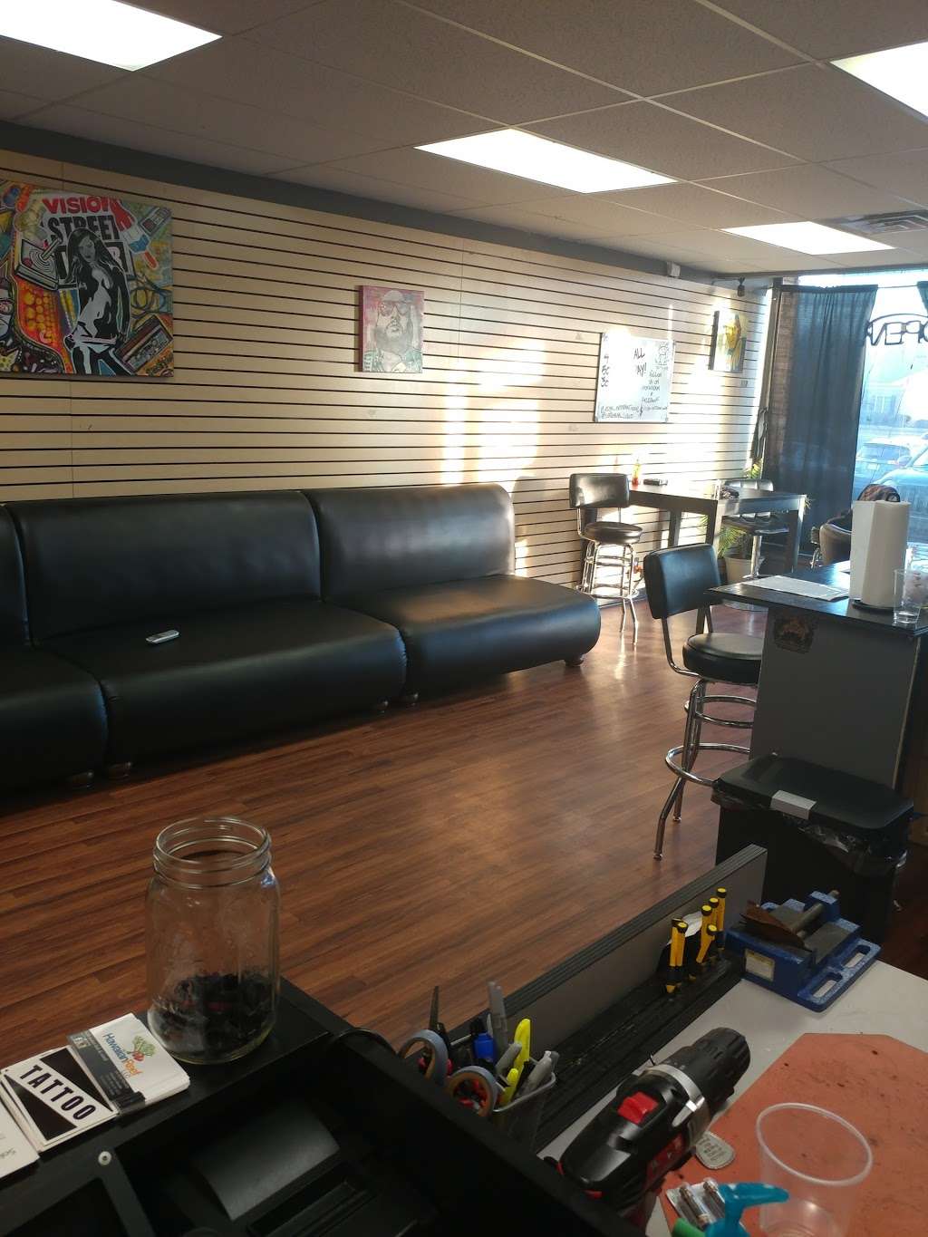 ECigs International | 221 W Germantown Pike, East Norriton, PA 19401, USA | Phone: (888) 662-7163
