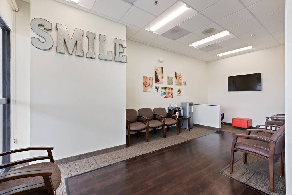 Dentists of North Glendale | 5890 W Bell Rd Ste 102, Glendale, AZ 85308, USA | Phone: (623) 232-3176